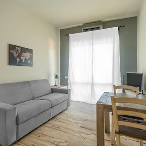 Mi Casa Fraschini , Milán Italia